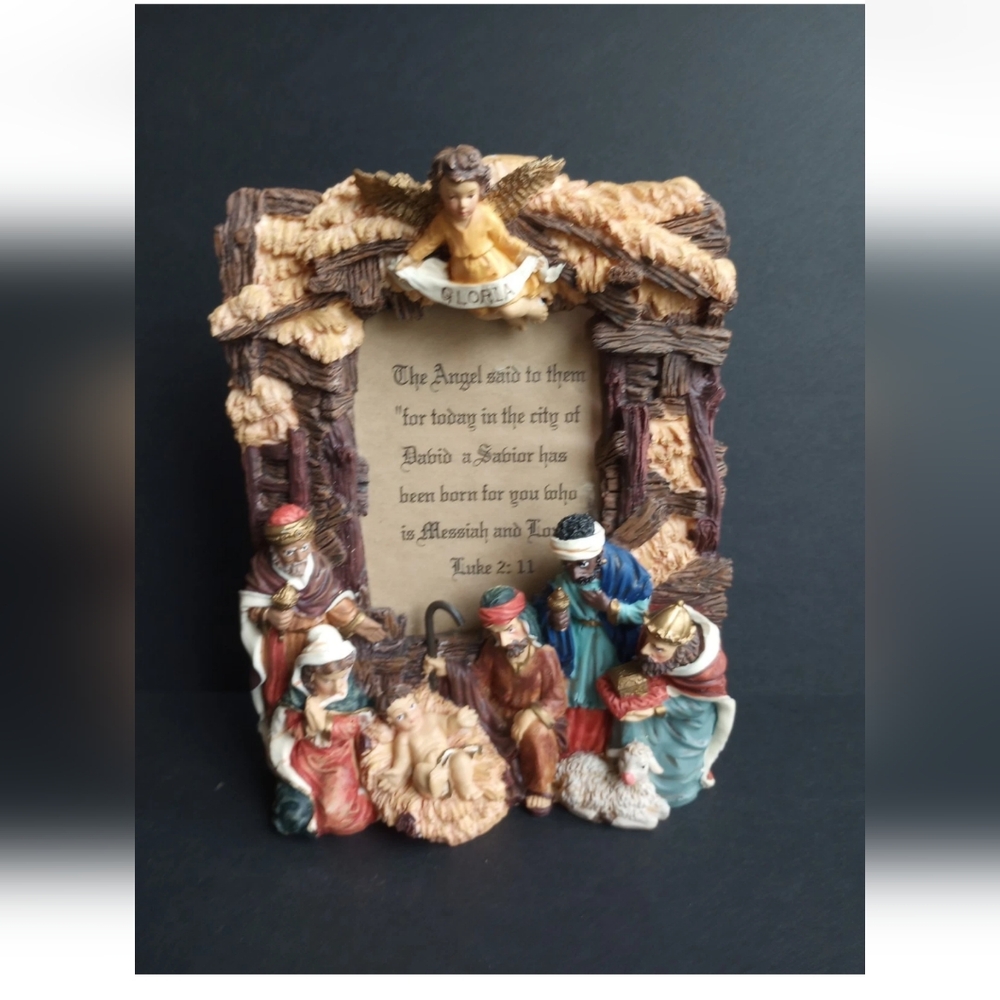 Rare House Of Lloyd Christmas Around World Picture Frame A Savior Has Been Born